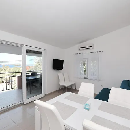 Διαμέρισμα Bobic *